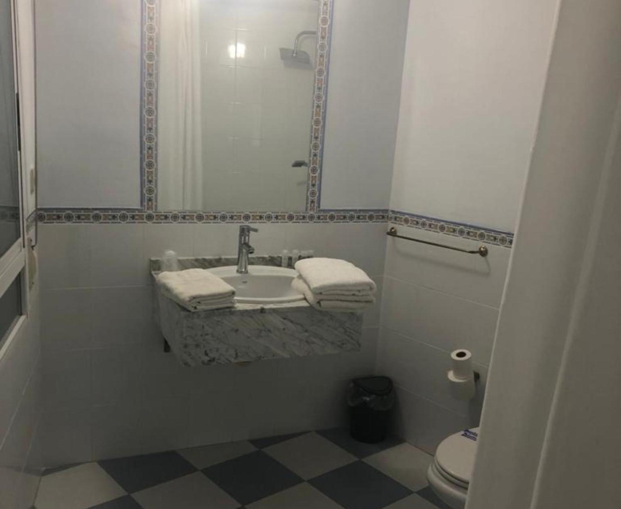 Hostal Victoria Altura Екстер'єр фото